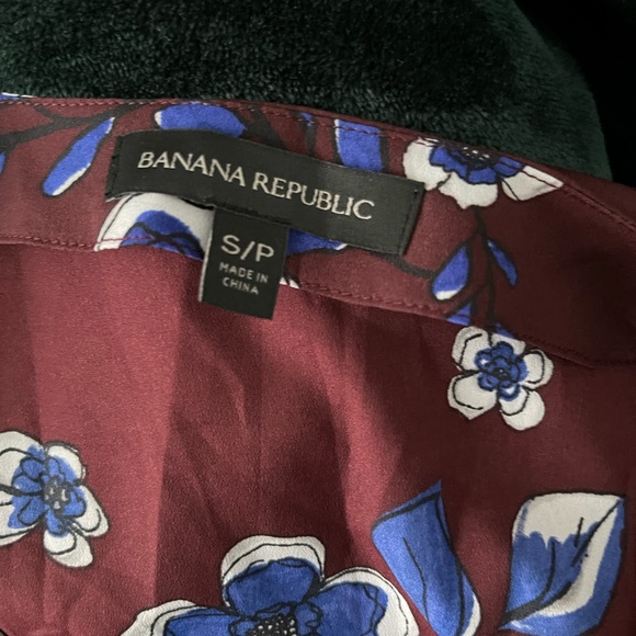 4๐๐๐$50 BANANA REPUBLIC floral blouse sizeS - Picture 5 of 6